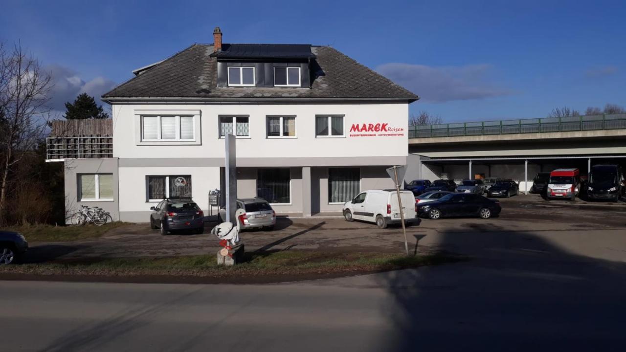 Ferienwohnungen Marek Ravelsbach Exterior foto